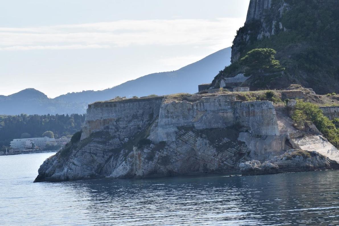 Old Harbor Corfu Yachts Appartement