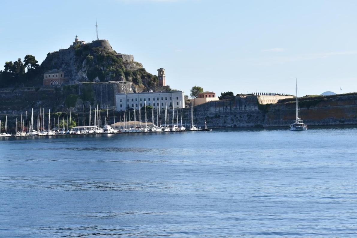 Old Harbor Corfu Yachts Apartment