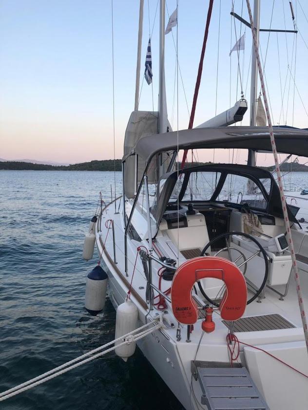 Old Harbor Corfu Yachts * Corfu (city)