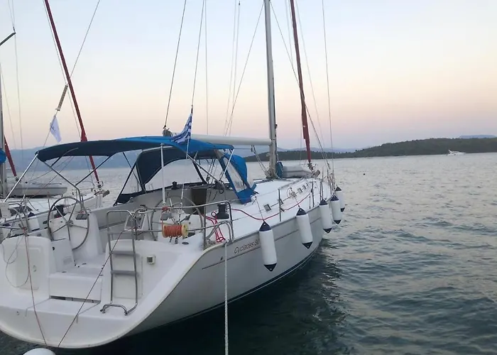 Old Harbor Corfu Yachts